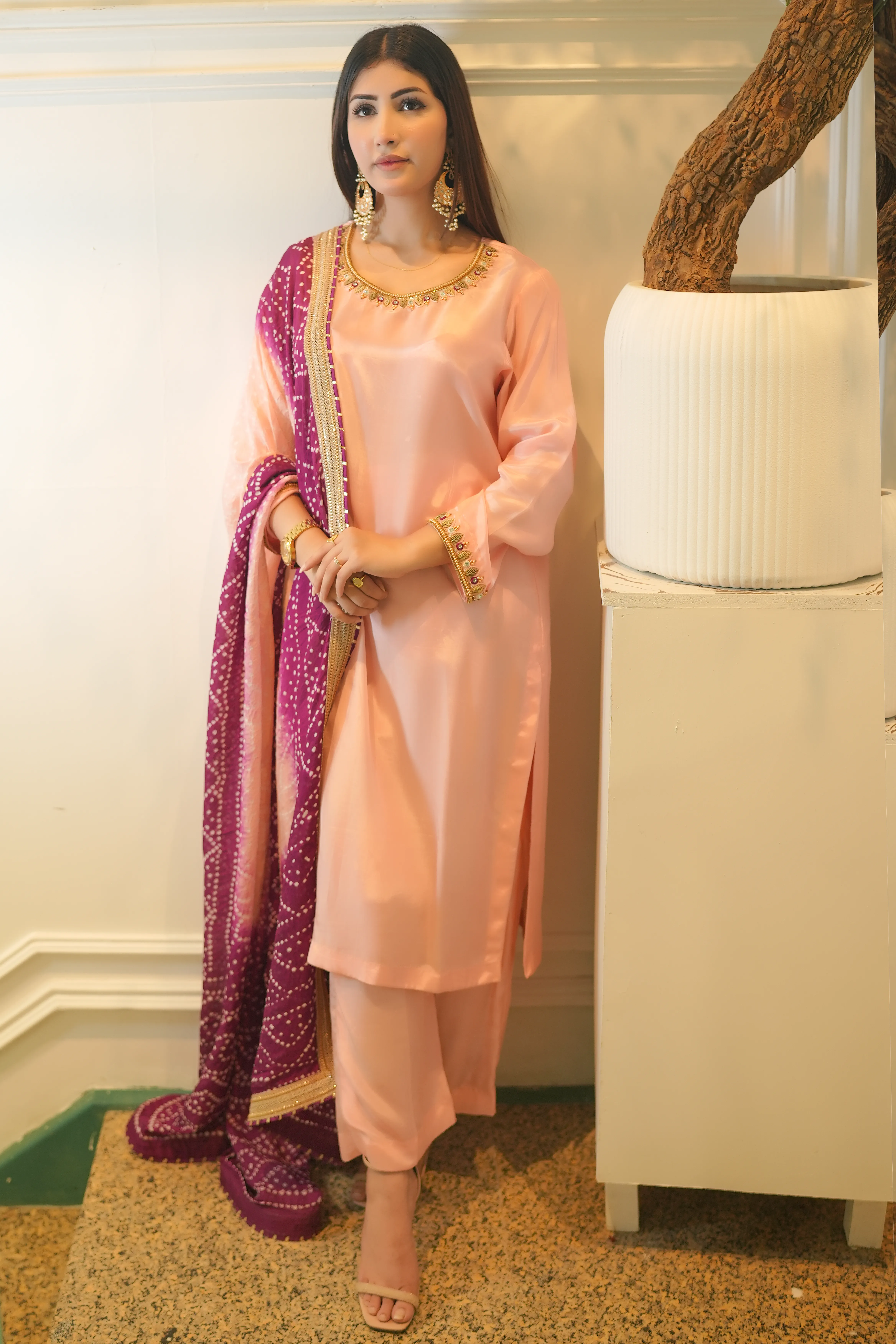 Peach Chunri